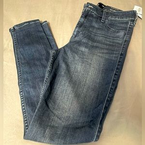 NWT HOLLISTER HIGH RISE JEAN LEGGING SZ 8s